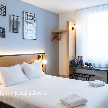 B&B Hotel Torun Bagian luar foto