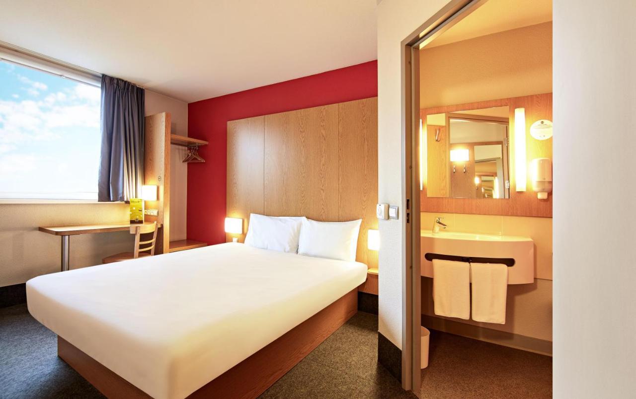 B&B Hotel Torun Bagian luar foto