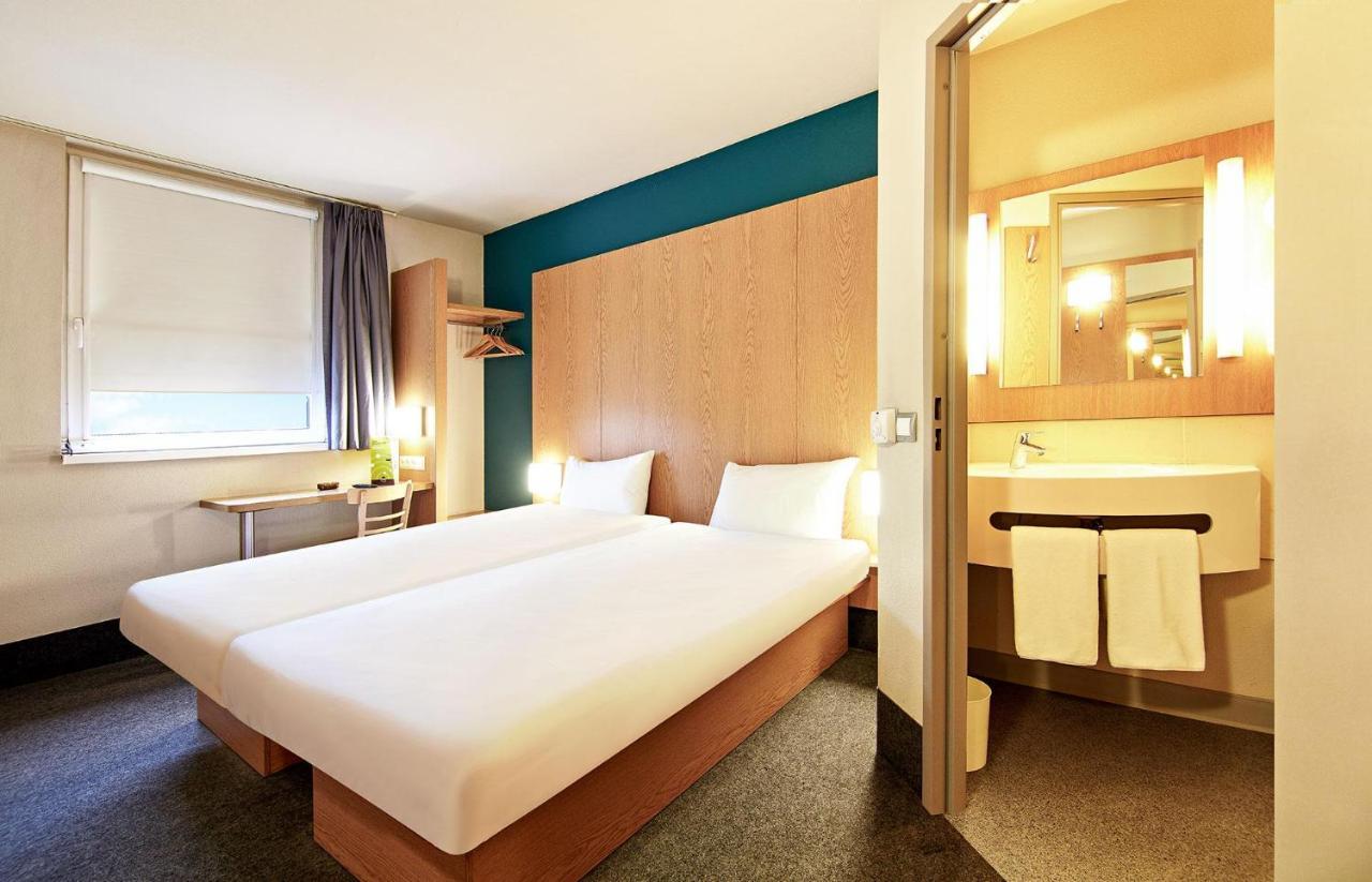 B&B Hotel Torun Bagian luar foto