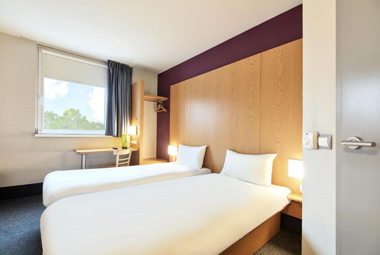 B&B Hotel Torun Bagian luar foto