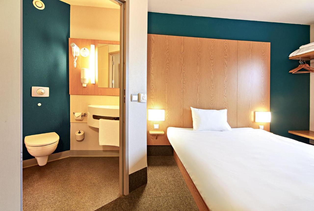 B&B Hotel Torun Bagian luar foto