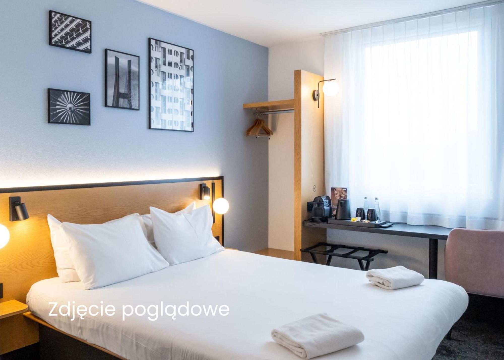 B&B Hotel Torun Bagian luar foto